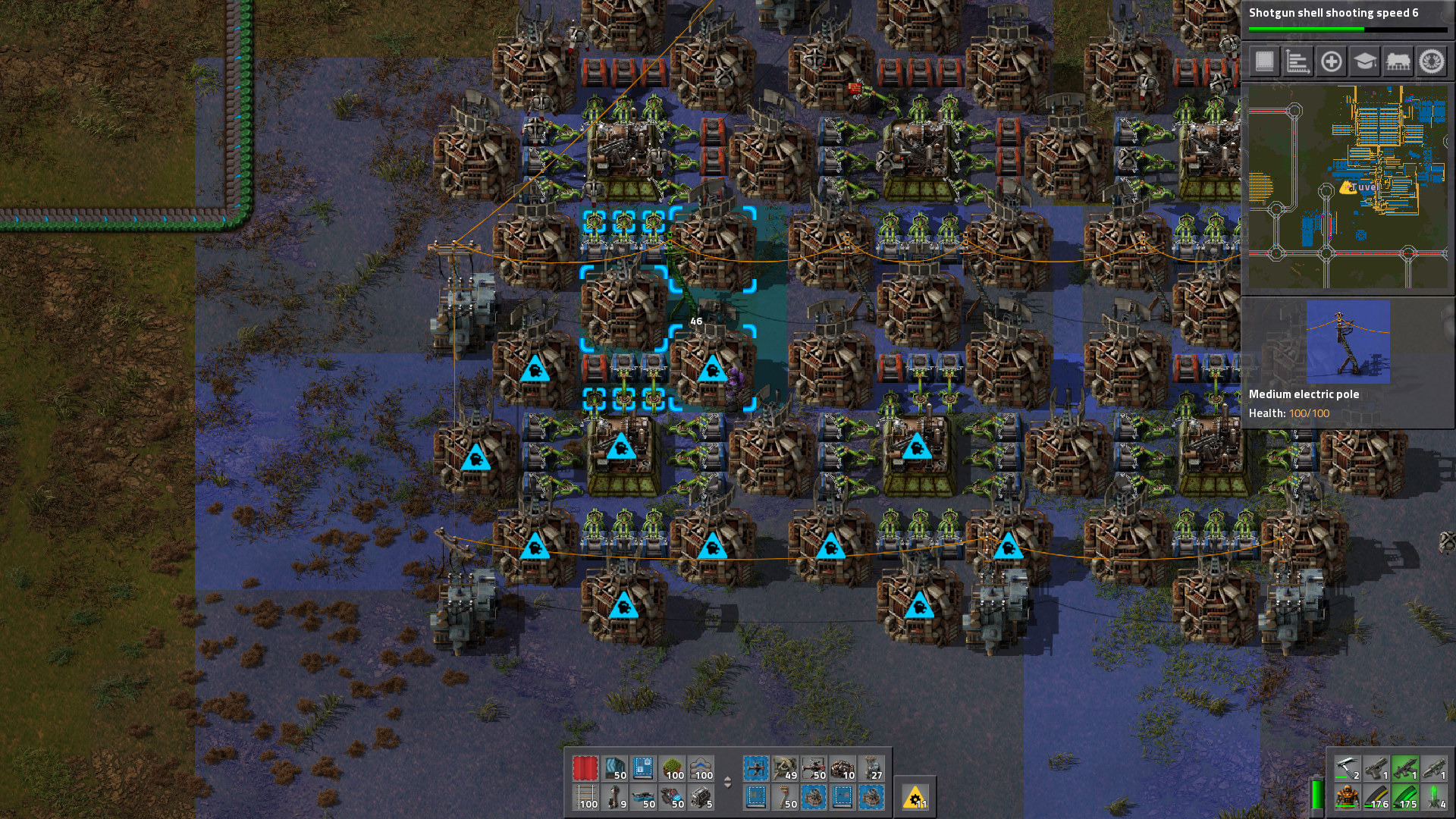 Screen shot just before the crash happens, it crashes as I place the medium electric pole.